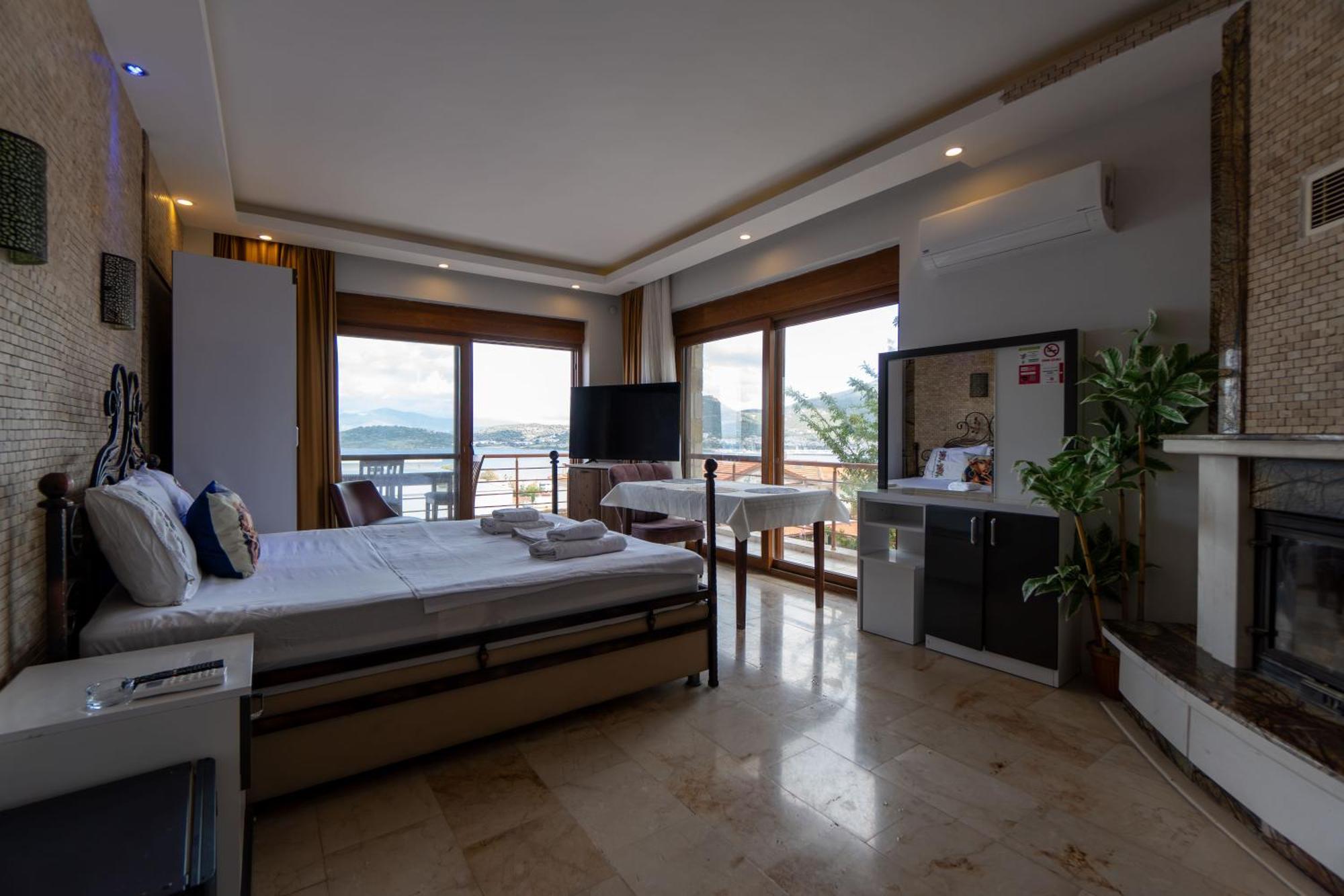 Stone House Butik Otel Измир Екстериор снимка