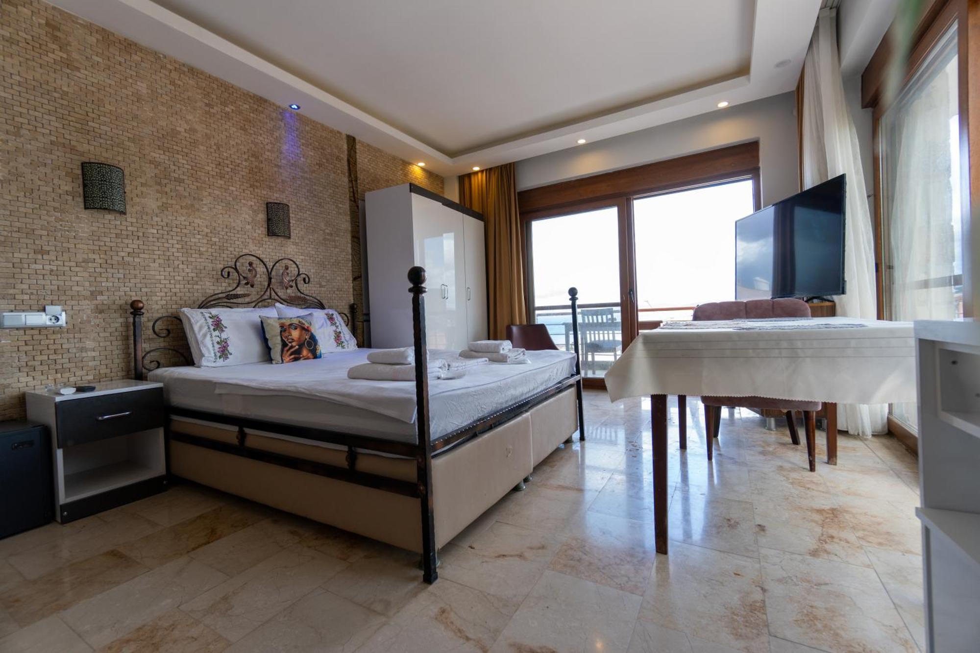 Stone House Butik Otel Измир Екстериор снимка