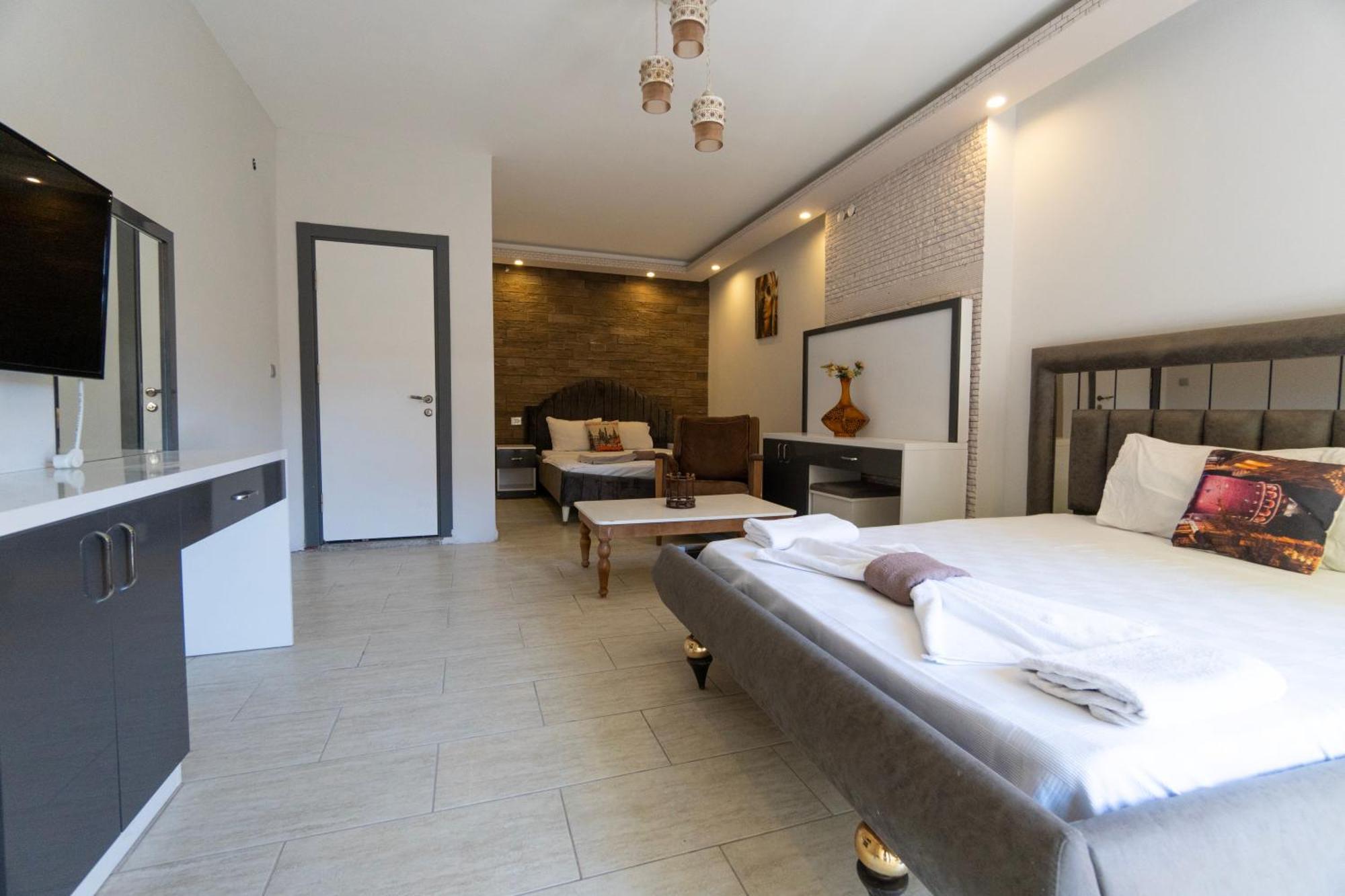 Stone House Butik Otel Измир Екстериор снимка