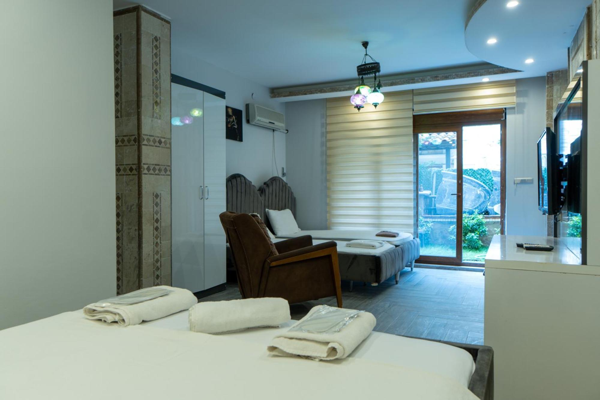 Stone House Butik Otel Измир Екстериор снимка