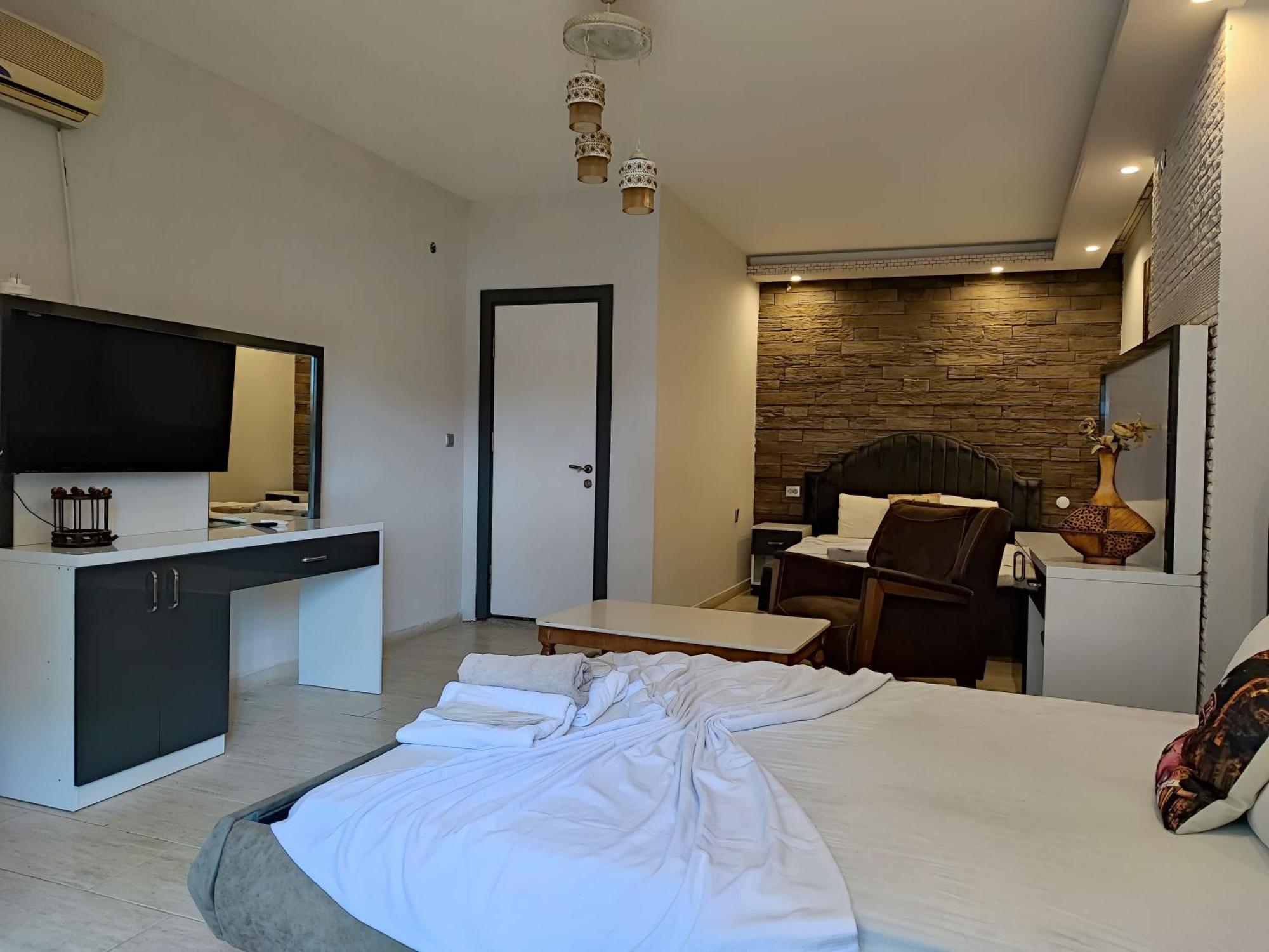 Stone House Butik Otel Измир Екстериор снимка